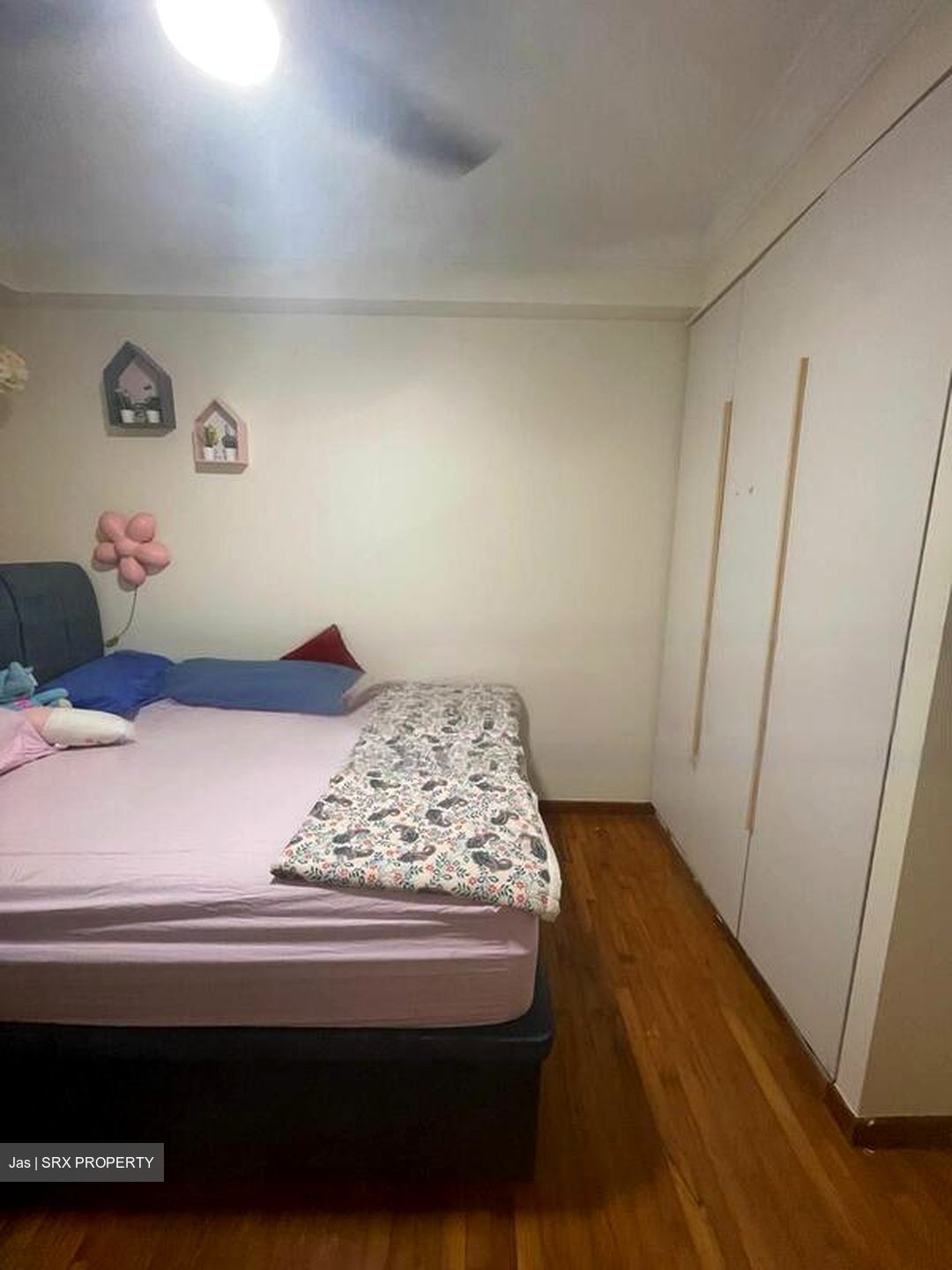 The Esparis (D18), Condominium #464234471